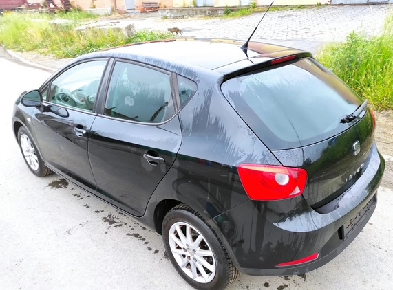 Seat Ibiza cena 10798 przebieg: 115559, rok produkcji 2013 z Ząbki małe 742